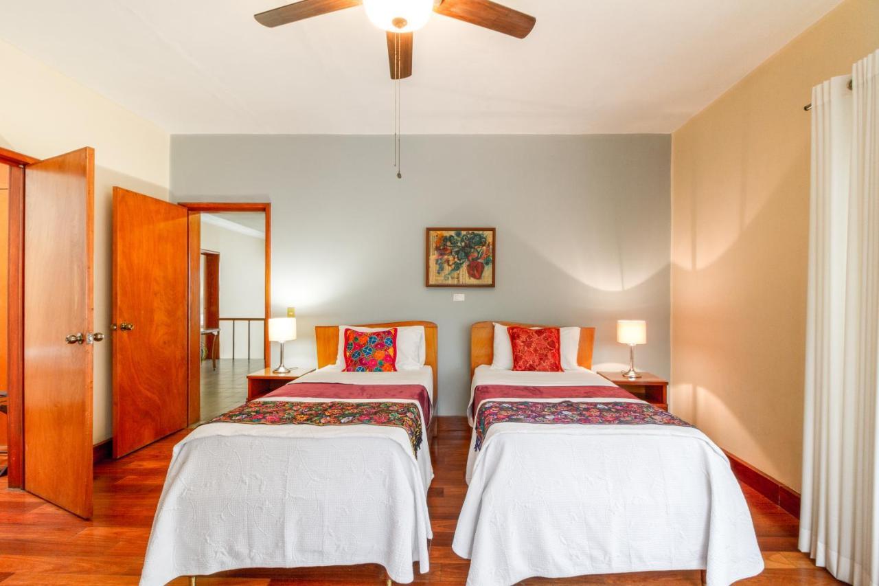 Casa De Luz Otel Guadalajara Dış mekan fotoğraf